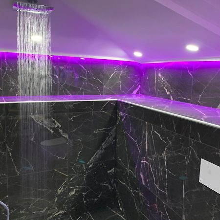 Star Apartment ไพราน ภายนอก รูปภาพ